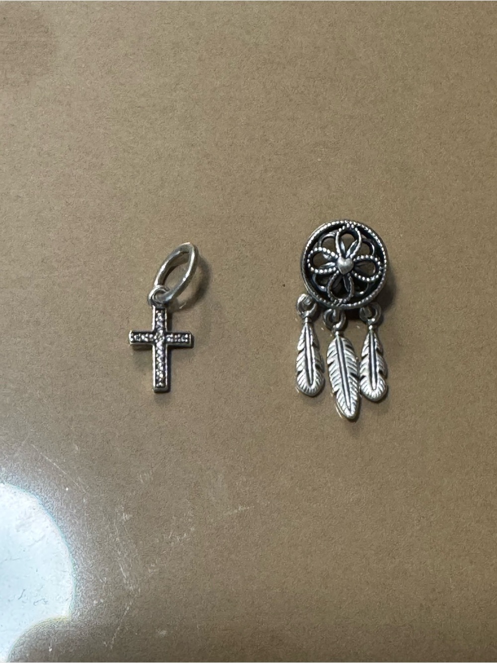 2 pandora charms